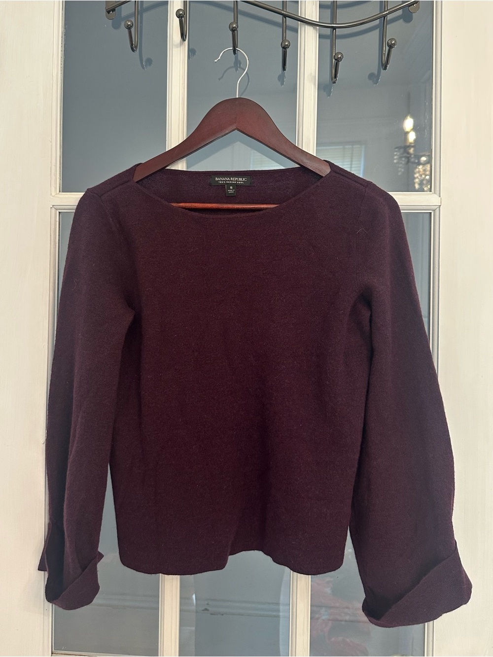 BANANA REPUBLIC Women’s Burgundy 100% Merino Wool Wide Sleeve Sweater Size S